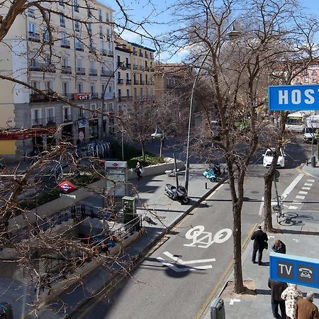 Hostal Montaloya Madrid Extérieur photo