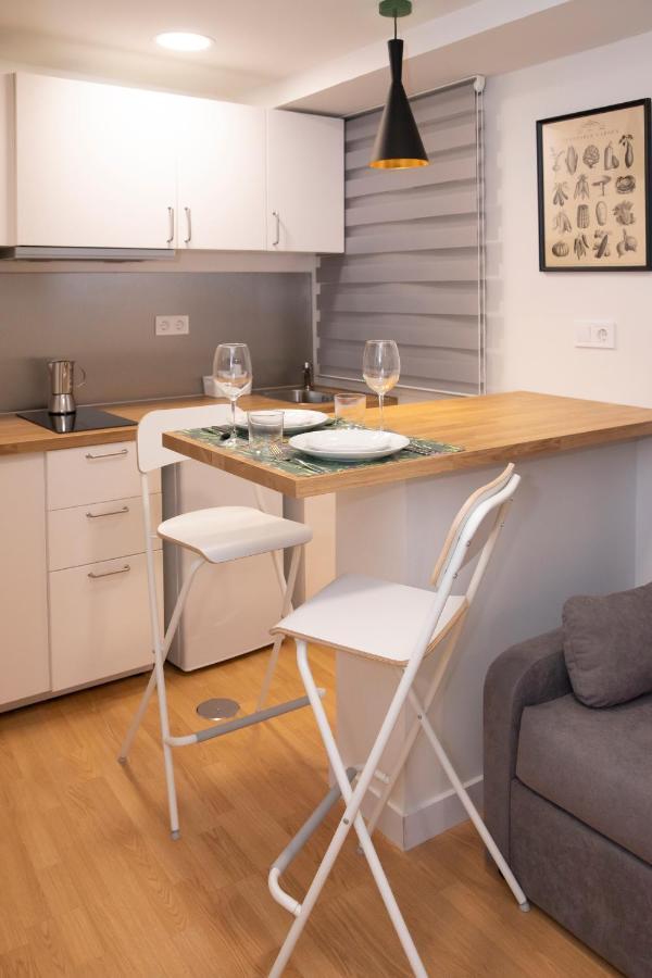 Hostal Montaloya Madrid Extérieur photo