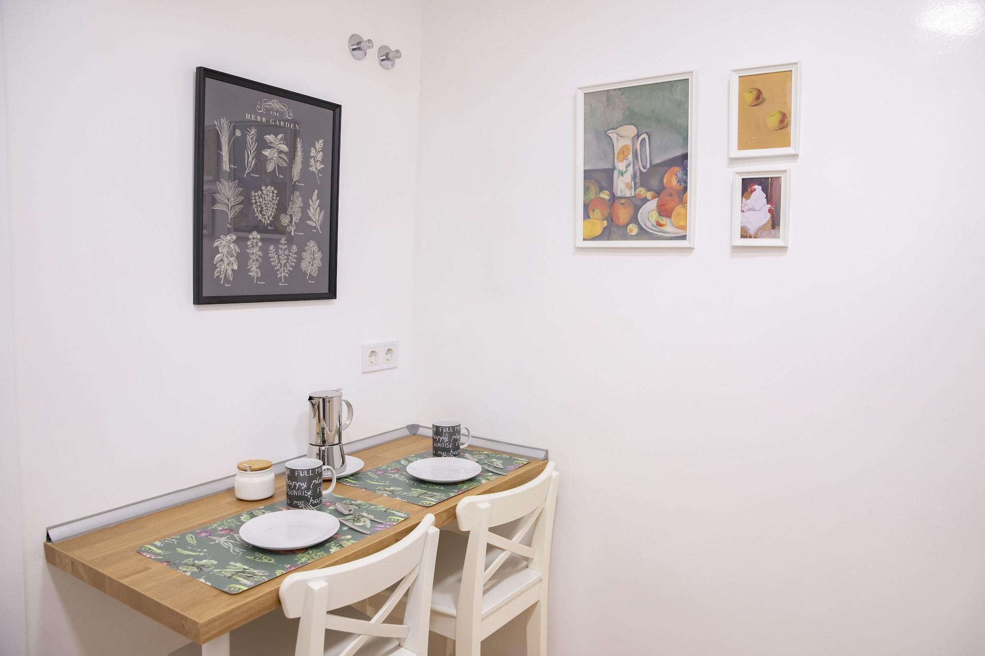 Hostal Montaloya Madrid Extérieur photo