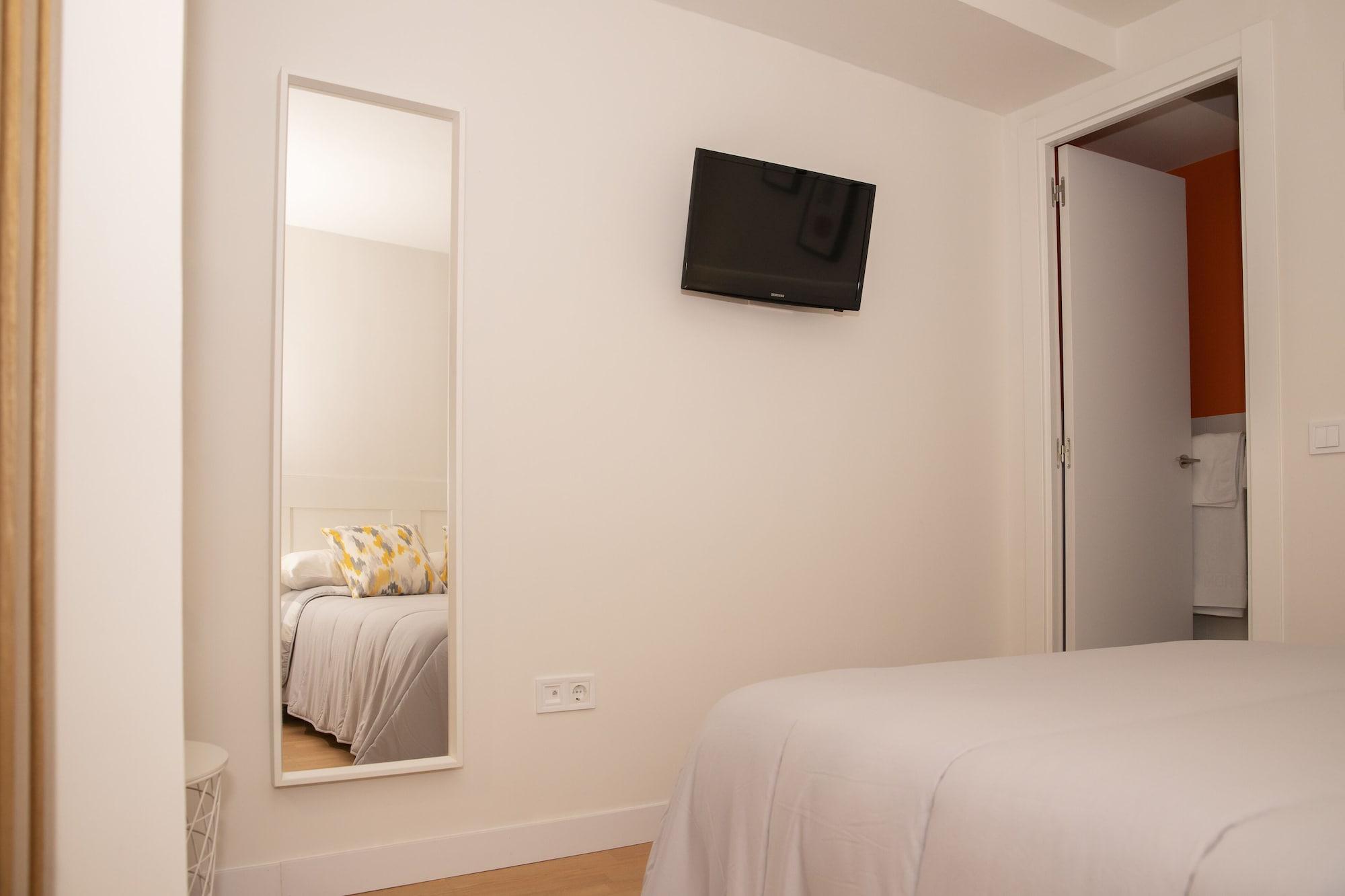 Hostal Montaloya Madrid Extérieur photo