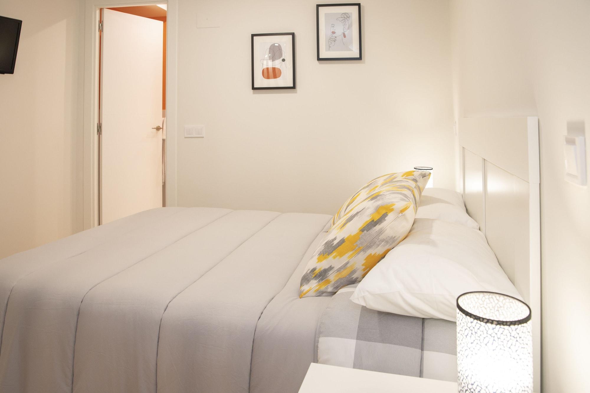Hostal Montaloya Madrid Extérieur photo