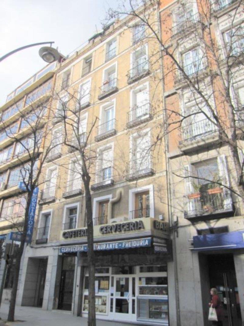 Hostal Montaloya Madrid Extérieur photo